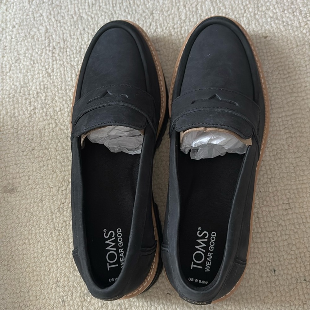 Tom’s Cara Loafers New in Box
